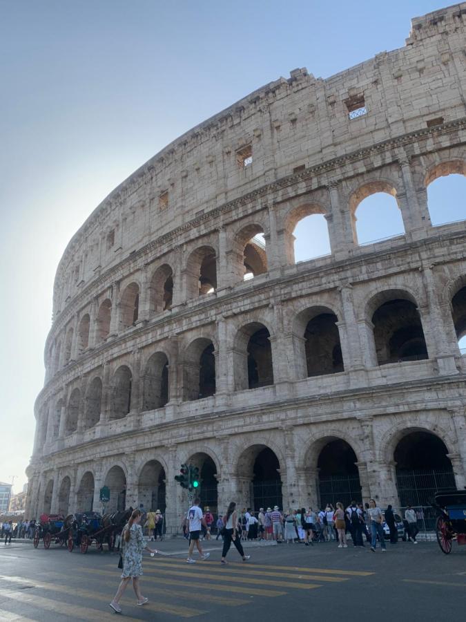 Appartamento Nel Centro Storico. Rom Exterior foto