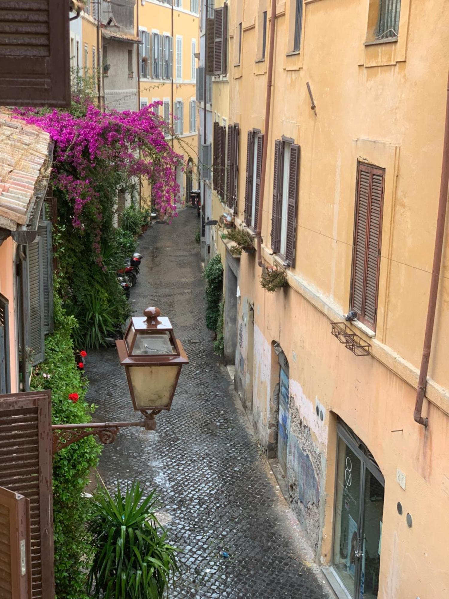 Appartamento Nel Centro Storico. Rom Exterior foto